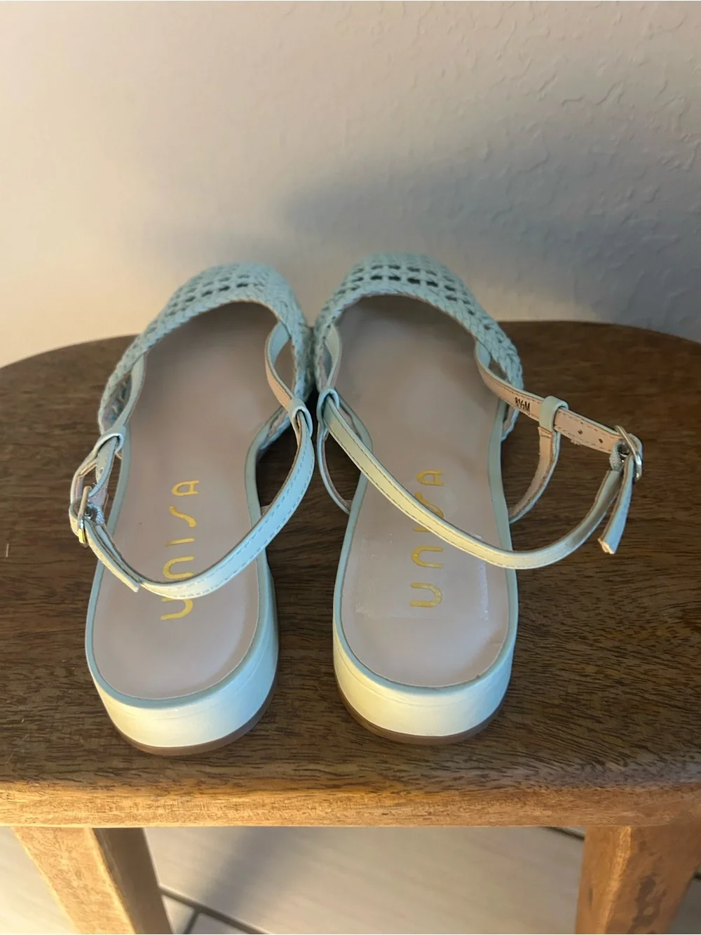 Unisa mint green
Woven Slingback Mules - Picture 2 of 6